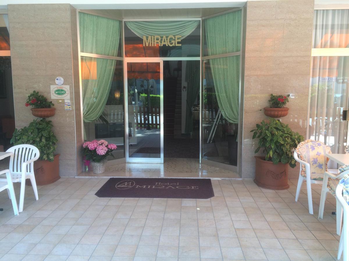 Hotel Mirage Lido di Jesolo Esterno foto