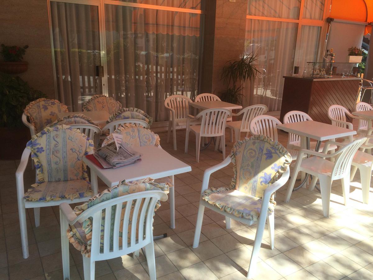 Hotel Mirage Lido di Jesolo Esterno foto