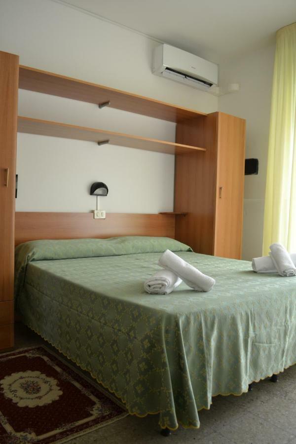 Hotel Mirage Lido di Jesolo Esterno foto